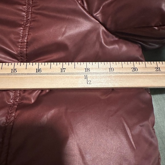 French Connection BERBER TRIM WATER REPELLENT PUFFER JACKET IN burgundy Red - Picture 8 of 10